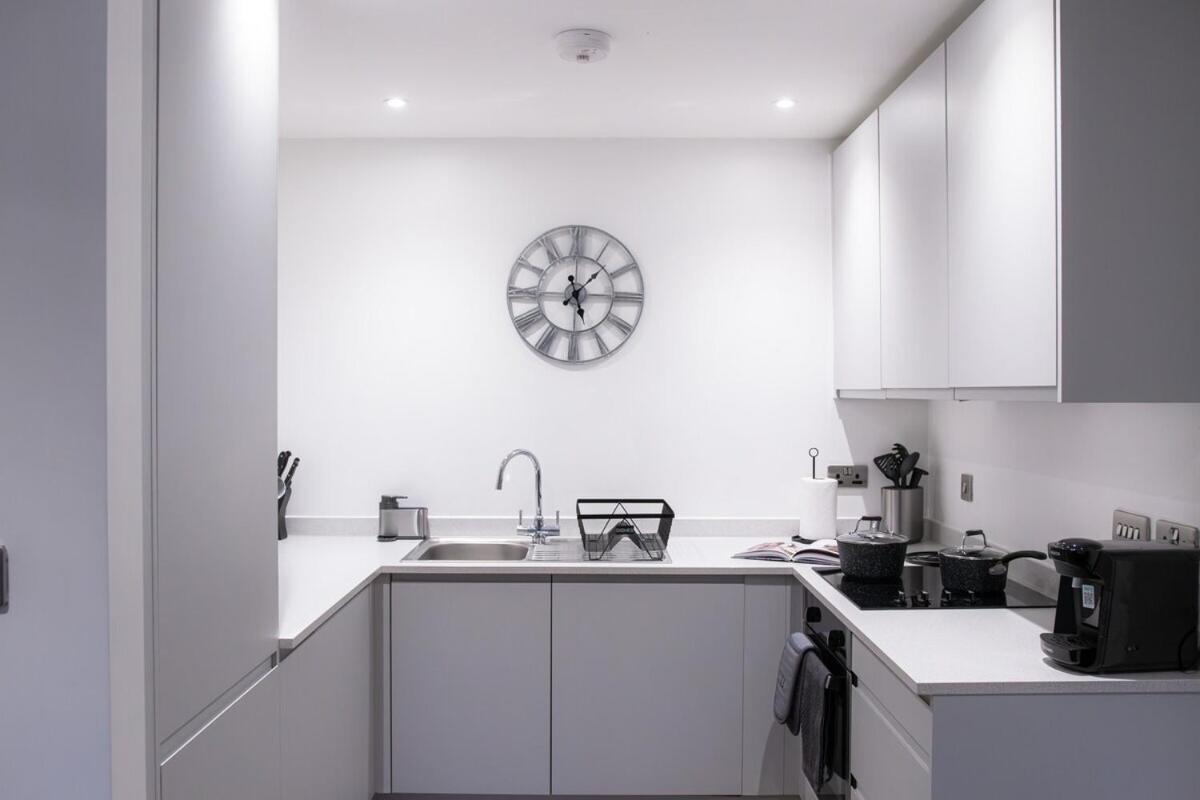Luxury Mcr 2Bed,2Bath Apartment- Central Location! Манчестър Екстериор снимка
