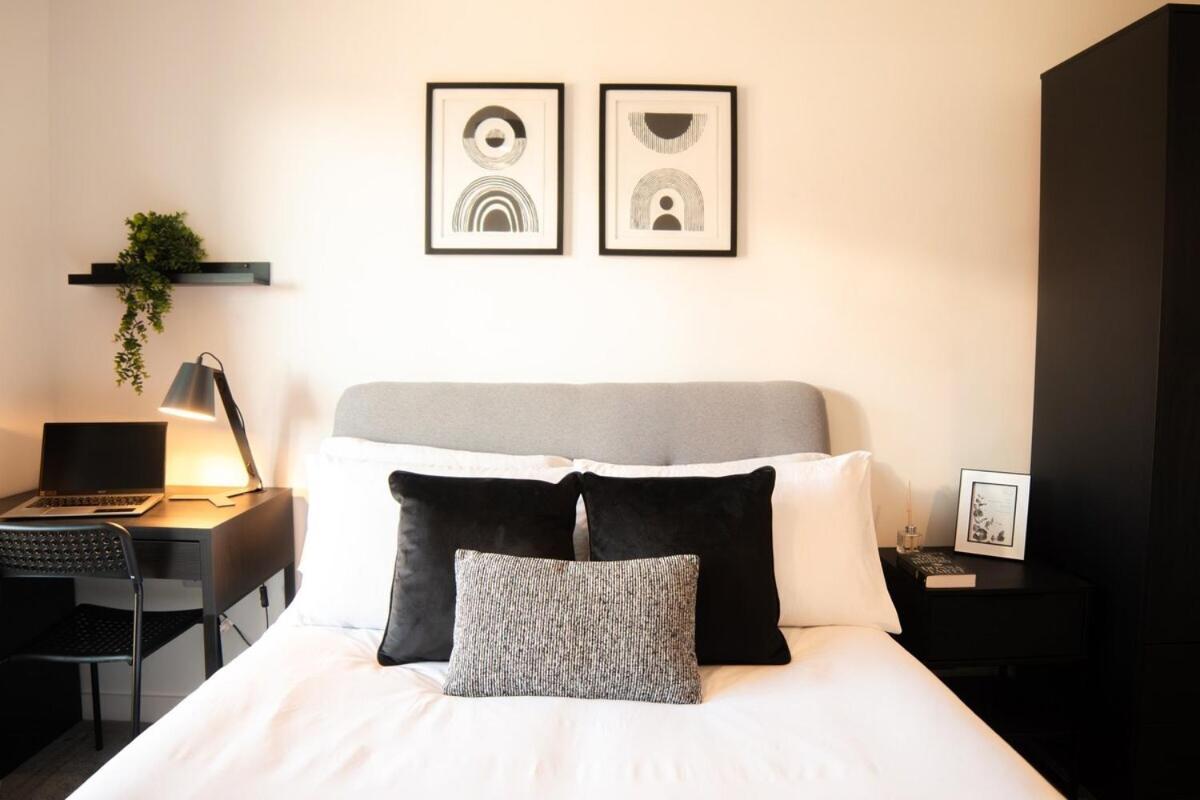 Luxury Mcr 2Bed,2Bath Apartment- Central Location! Манчестър Екстериор снимка